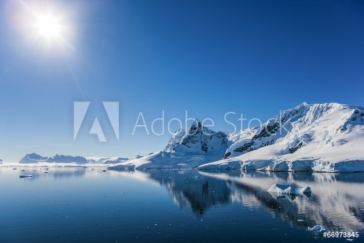 Bild på Paradise Bay Antarctica